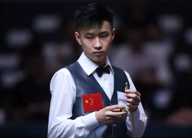 阿森纳中场 阿森纳中场