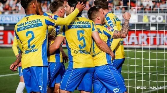 的知名记者 的知名记者