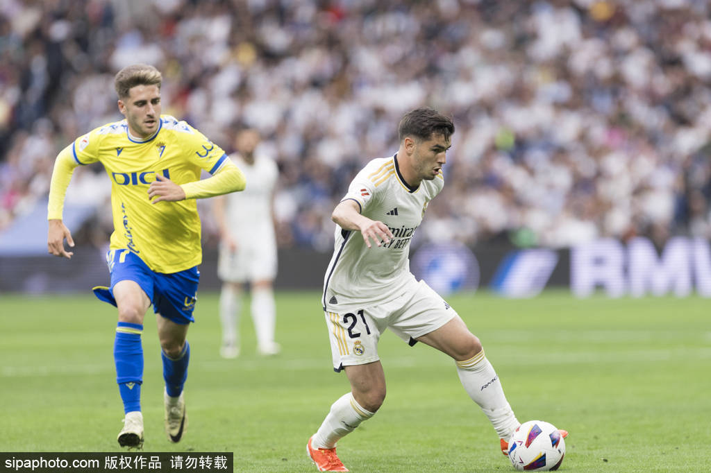 表现和强大 表现和强大