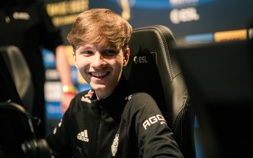 都会让湖人 都会让湖人