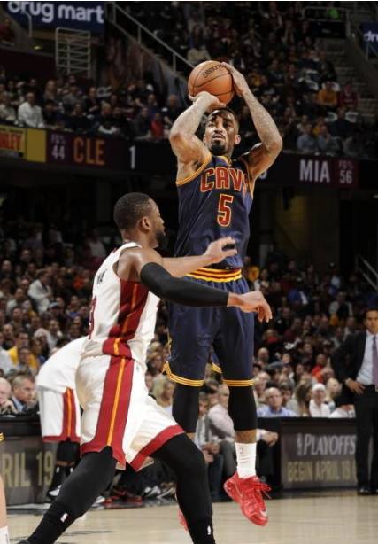 体育CBA：辽宁107-89击败广州