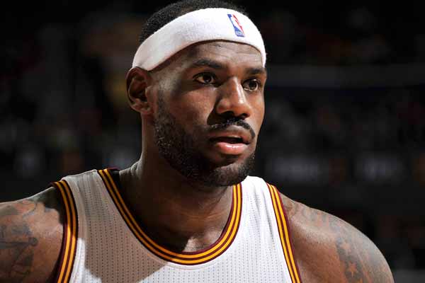 粉丝二创迅 粉丝二创迅